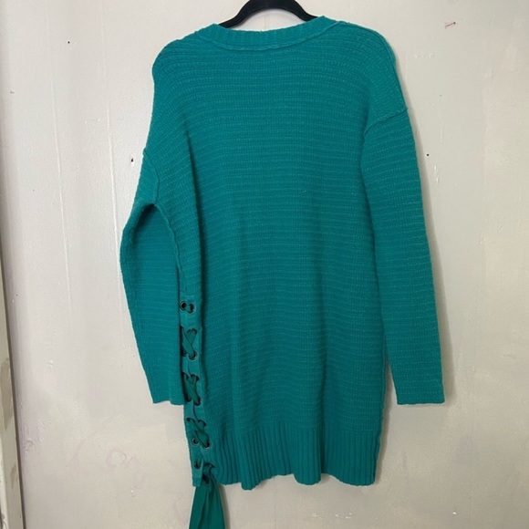 FREE PEOPLE Heart It Laces Oversized Cotton Blend V-Neck Long Soft Sweater - Picture 6 of 9